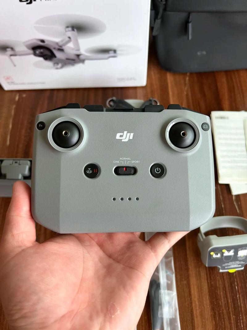 大疆无人机 天线位置-第3张图片-广州国自机器人