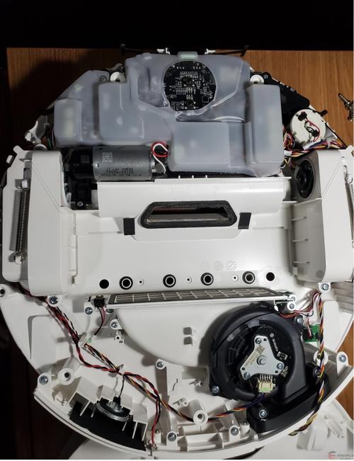 小米扫地机器人滤网怎么拆？-第1张图片-广州国自机器人