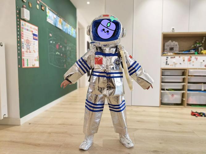 废旧物品如何变身机器人衣服？-第1张图片-广州国自机器人