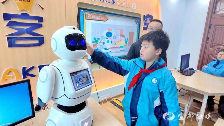 包头引导者机器人教育如何启蒙孩子创新思维？-第1张图片-广州国自机器人