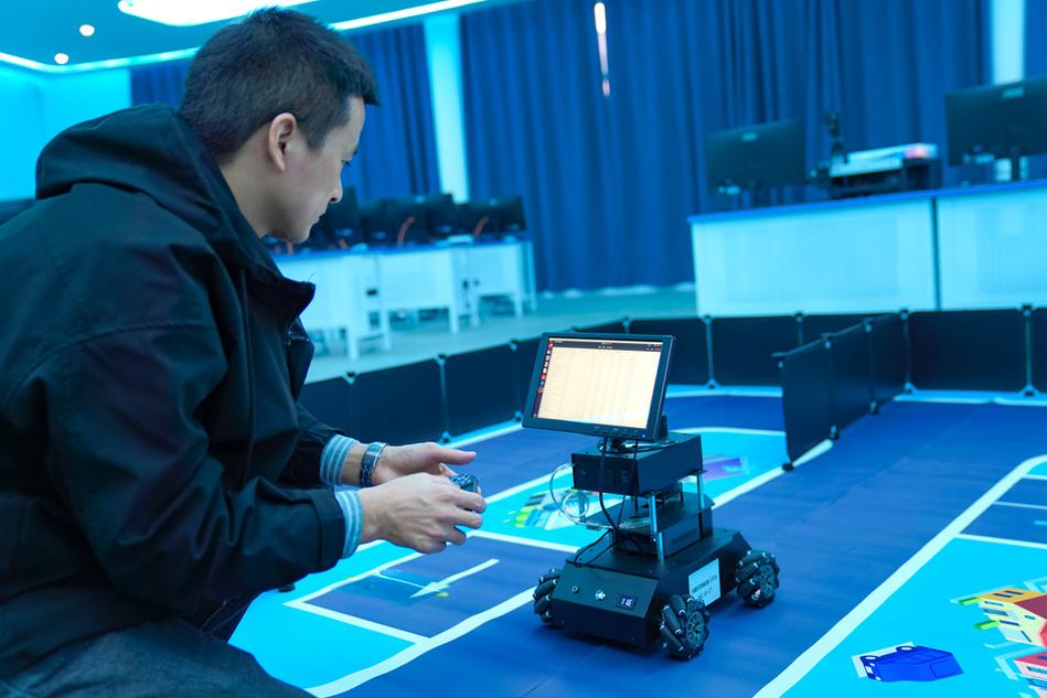 智能机器人实验室有哪些核心功能？-第1张图片-广州国自机器人