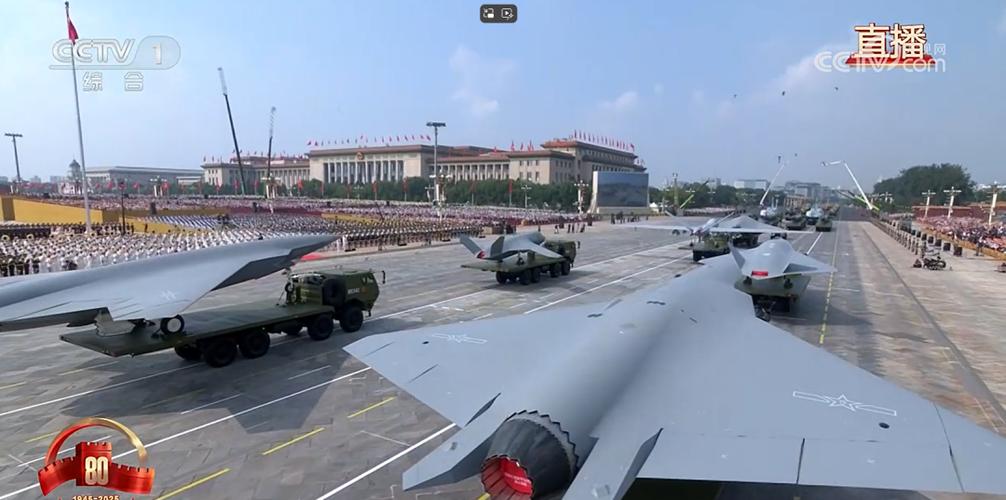 八一阅兵无人机有哪些-第1张图片-广州国自机器人