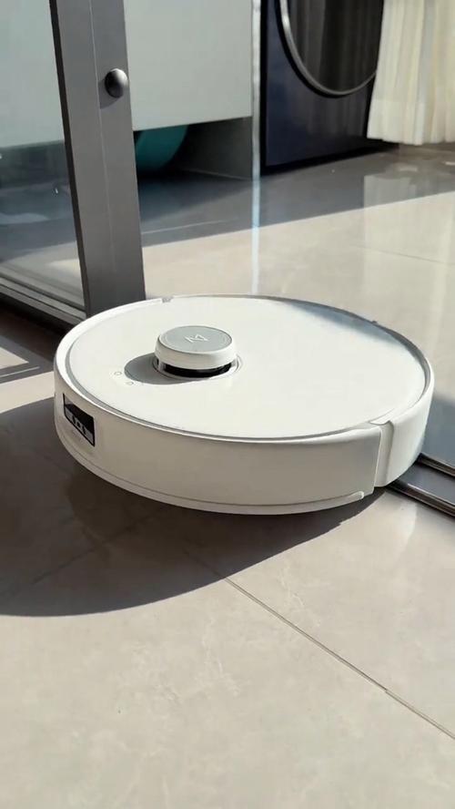 扫地机器人为何自动开启？-第1张图片-广州国自机器人